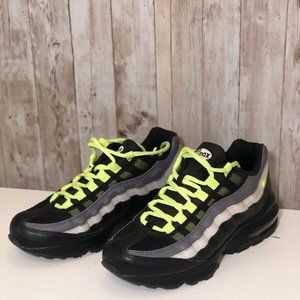 NIKE AIR MAX 95 GS BLACK/VOLT/BOYS/YOUTH SHOE 6Y